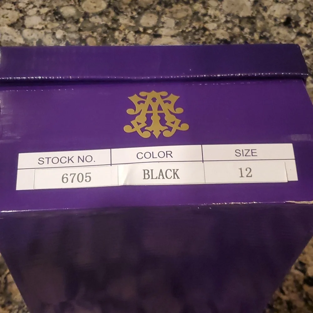 Men's Milano footwear black beaded look slip on dress shoes EUC worn once - Picture 5 of 5